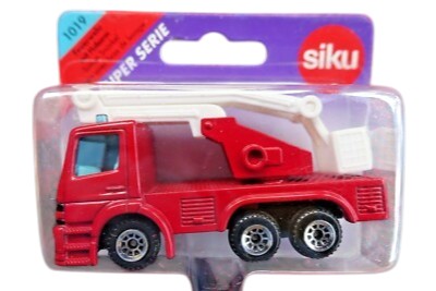 White Smoke SIKU 1019 Fire Engine Vishal Shobhagchandra Shah 1-Photoroom_8fd163b4-9ea2-4757-ae35-11494b80f478.jpg Vehicles and Remote Control Toys