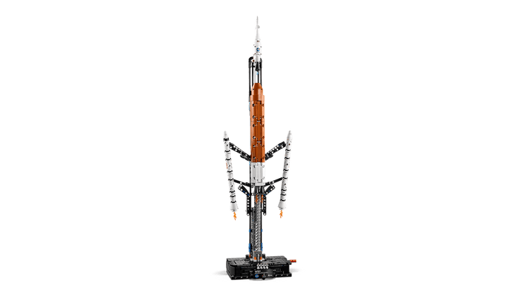 LEGO 42221 Nasa Artemis Space Launch System Rocket