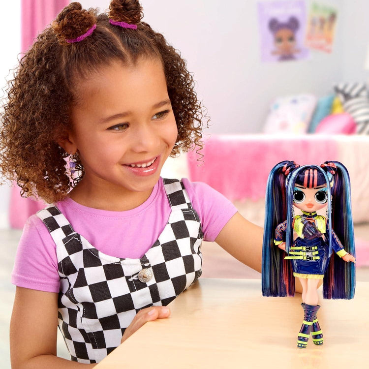 Dark Slate Gray LOL Surprise OMG Core Victory for Fashion-Forward Racing Play THE DREAM FACTORY 91zb0dh3JSL._AC_SL1500.jpg Dolls and Playsets