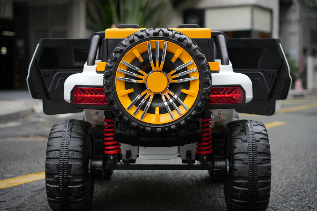 Ride On Car White Gold MQ 150 - Toyzoona