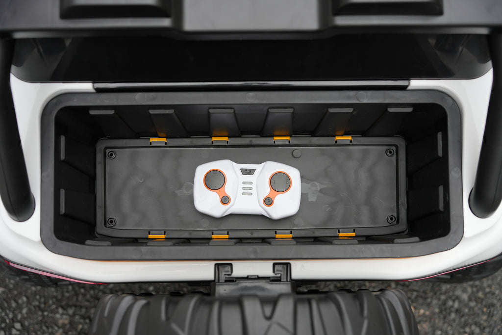 Ride On Car White Gold MQ 150 - Toyzoona