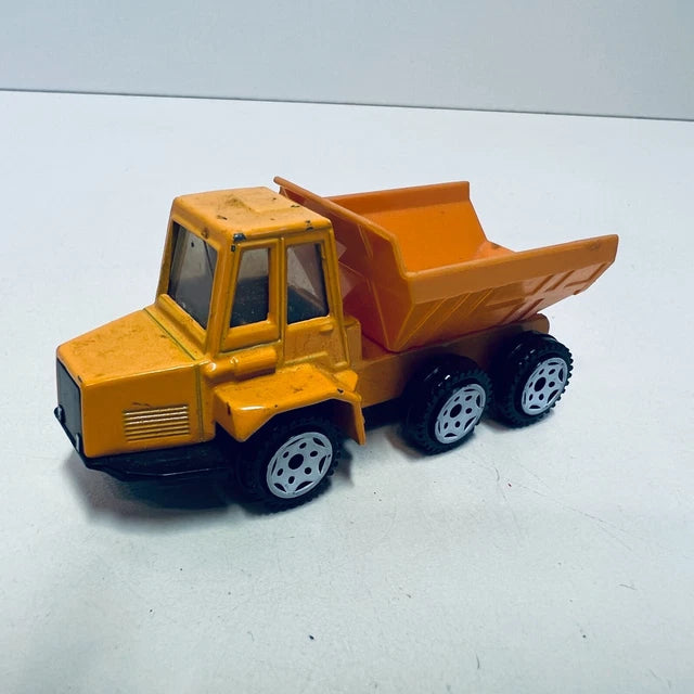 Light Gray SIKU 0822 Yellow Dump Truck Vishal Shobhagchandra Shah SIKU-0822-Scania-Knickgelenkkipper-Baustelle-LKW.webp Vehicles and Remote Control Toys