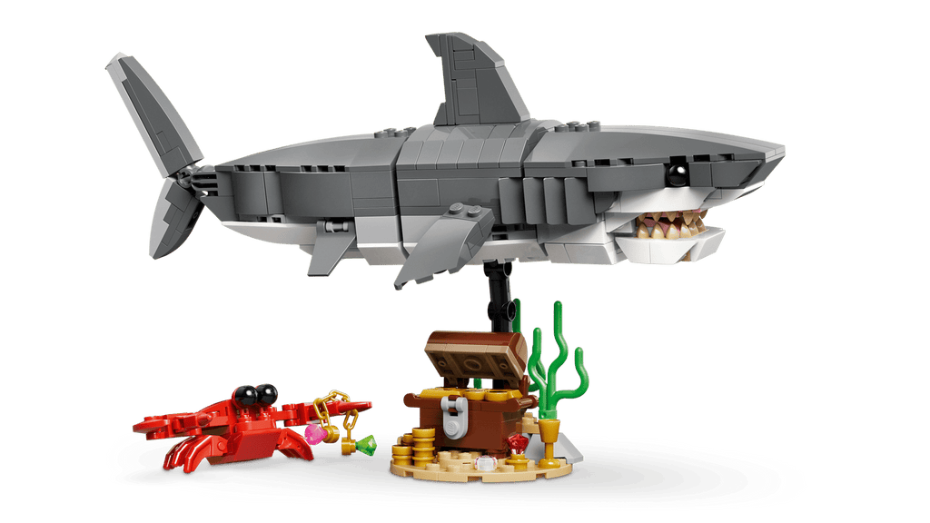 LEGO 31381 Fierce Shark with a Treasure Chest