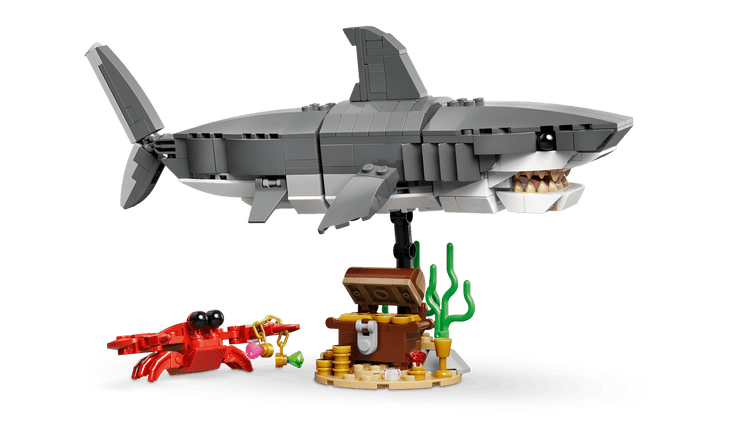 LEGO 31381 Fierce Shark with a Treasure Chest