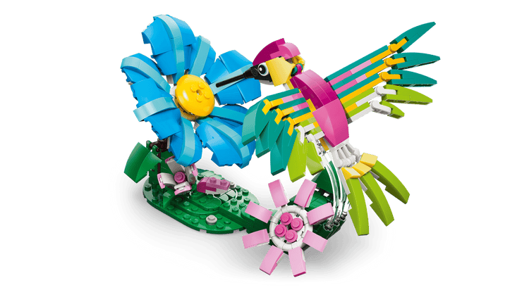LEGO 31384 Wild Animals: Colorful Hummingbird